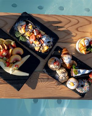 Hotel Griso floating breakfast