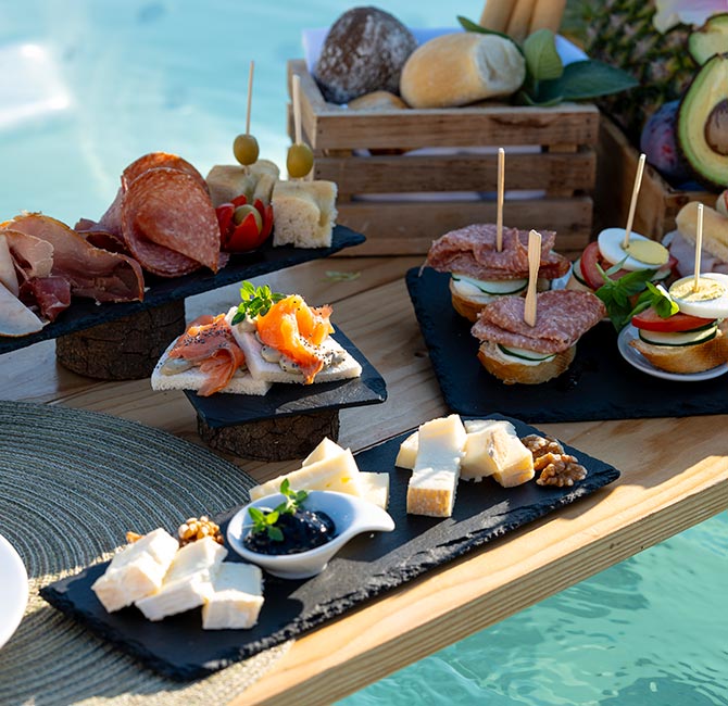 Hotel Griso Floating Breakfast served in a private Jacuzzi on Lake Como